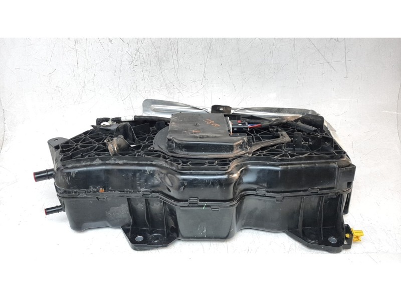 Recambio de deposito adblue para citroen jumper kasten 30 l1h1 bluehdi 120 referencia OEM IAM 1682620480  