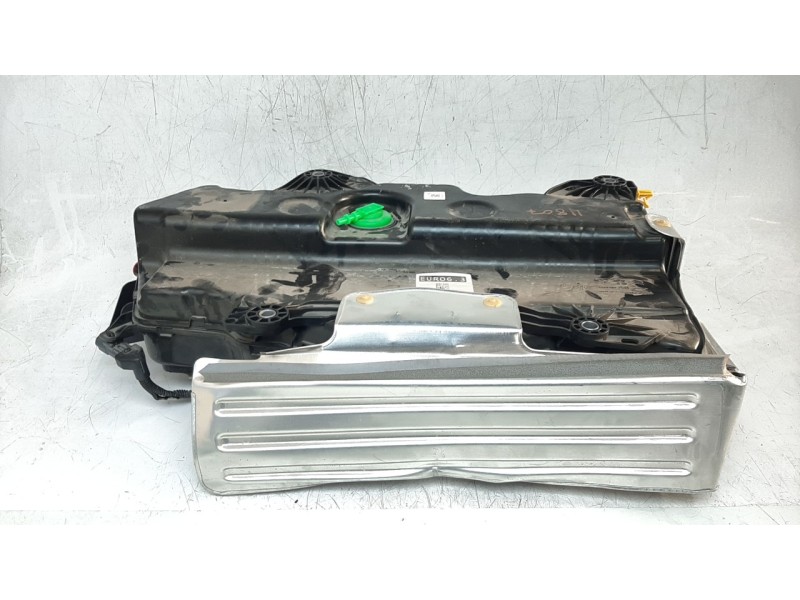 Recambio de deposito adblue para citroen jumper kasten 30 l1h1 bluehdi 120 referencia OEM IAM 1682620480  