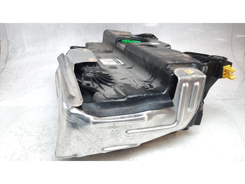 Recambio de deposito adblue para citroen jumper kasten 30 l1h1 bluehdi 120 referencia OEM IAM 1682620480  