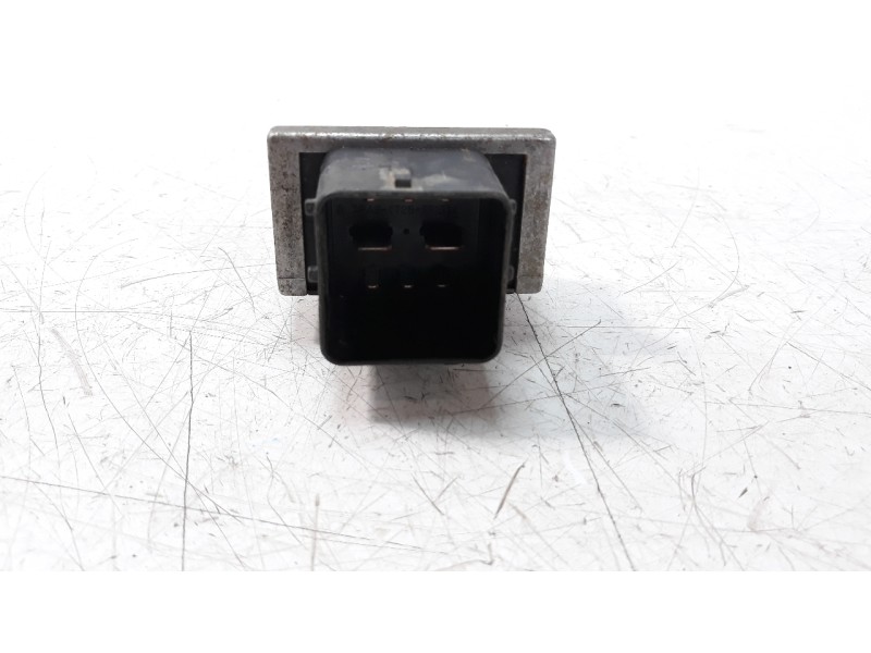 Recambio de caja precalentamiento para nissan navara pick-up (d40m) 2.5 dci diesel cat referencia OEM IAM 110678071R  
