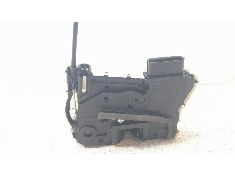 Recambio de cerradura puerta delantera derecha para mg hs comfort referencia OEM IAM 10640635  