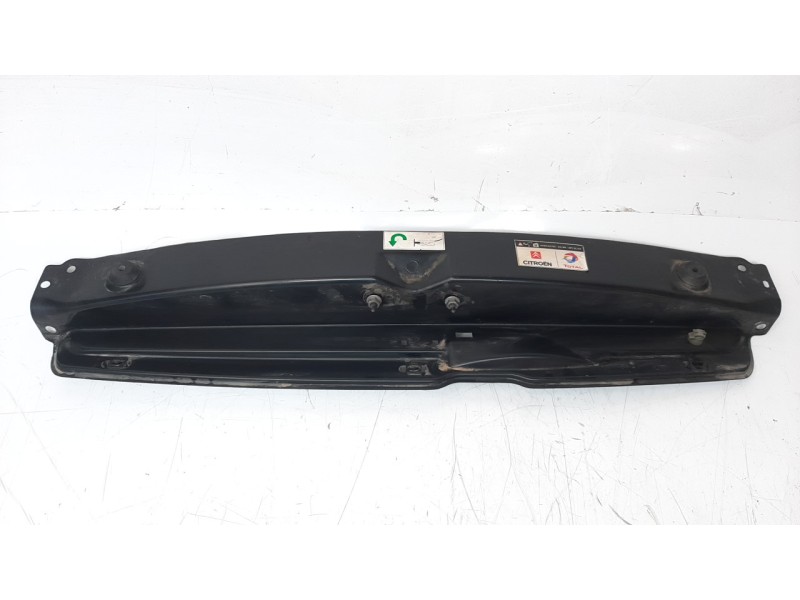Recambio de panel frontal para citroen xsara picasso 1.6 16v hdi fap referencia OEM IAM 7106C4  