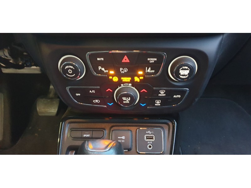 Recambio de mando climatizador para jeep compass (m7) limited fwd referencia OEM IAM 60928133  