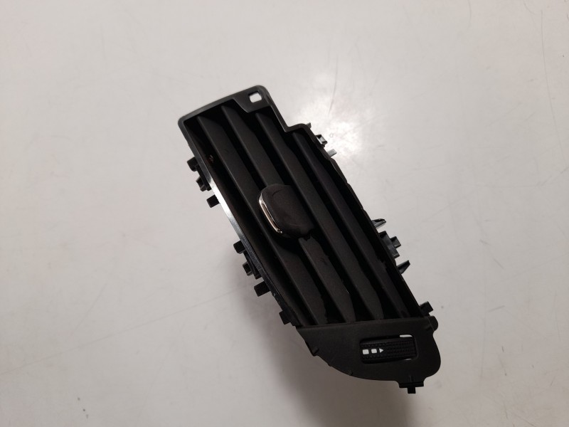 Recambio de rejilla aireadora para opel astra k sports tourer 1.6 cdti dpf referencia OEM IAM 39079604  