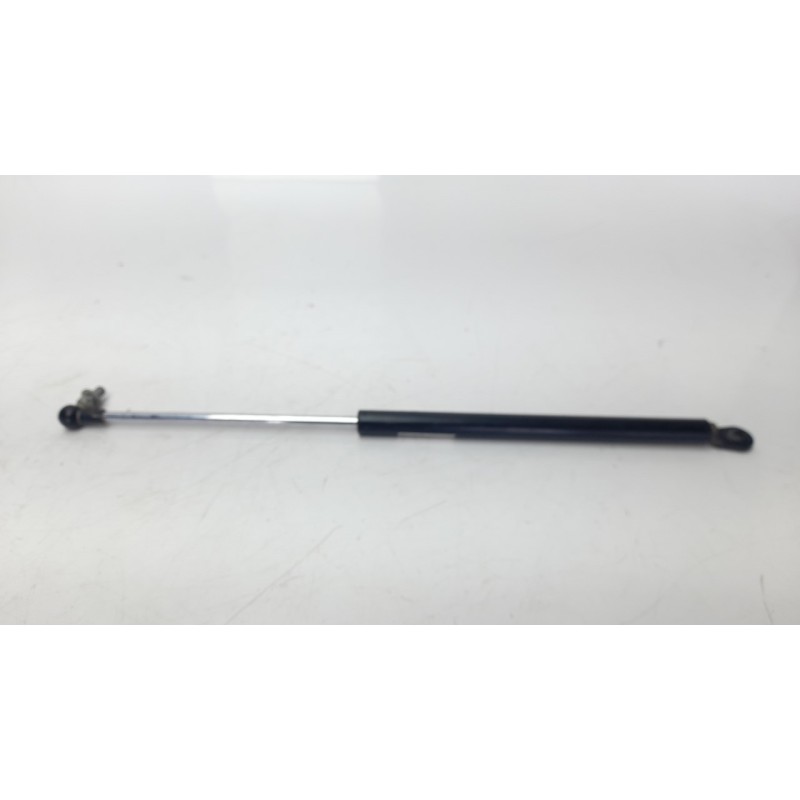 Recambio de amortiguadores maletero / porton para suzuki grand vitara jb (jt) 1.9 ddis turbodiesel referencia OEM IAM 8180065830