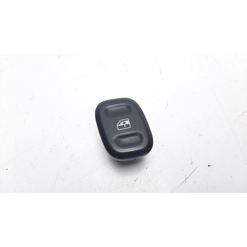 Recambio de mando elevalunas delantero izquierdo para fiat panda (319) 1.2 cat bivalent. gasolina / gpl referencia OEM IAM 73553