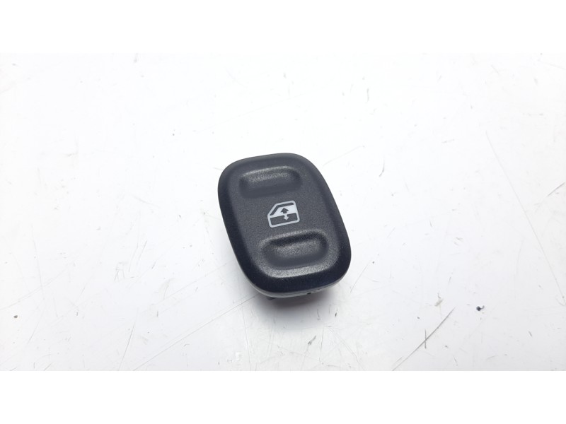 Recambio de mando elevalunas delantero izquierdo para fiat panda (319) 1.2 cat bivalent. gasolina / gpl referencia OEM IAM 73553