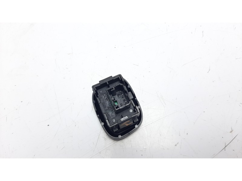 Recambio de mando elevalunas delantero izquierdo para fiat panda (319) 1.2 cat bivalent. gasolina / gpl referencia OEM IAM 73553
