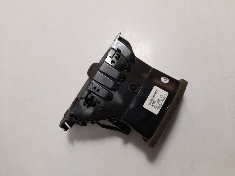 Recambio de rejilla aireadora para opel astra k sports tourer 1.6 cdti dpf referencia OEM IAM 39079604  