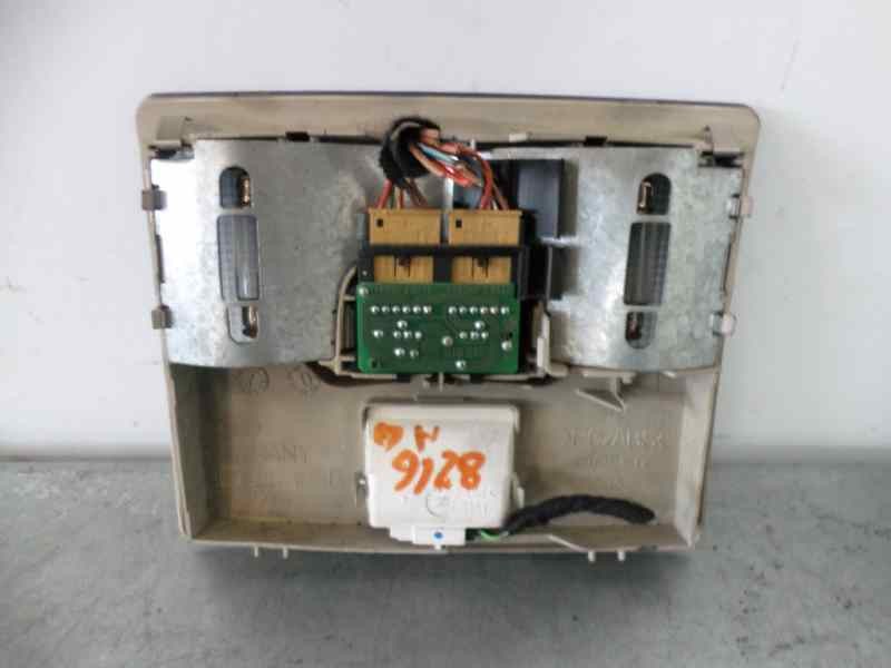 Recambio de luz interior para audi a6 avant (4b5) 2.5 tdi referencia OEM IAM 4B0947105B  