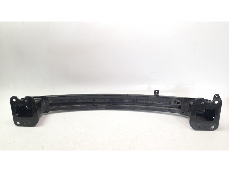 Recambio de refuerzo paragolpes delantero para hyundai tucson referencia OEM IAM 64900N7010  