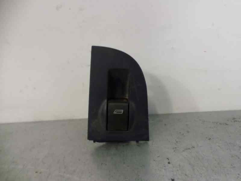 Recambio de mando elevalunas trasero izquierdo para audi a6 avant (4b5) 2.5 tdi referencia OEM IAM 4B0959855  