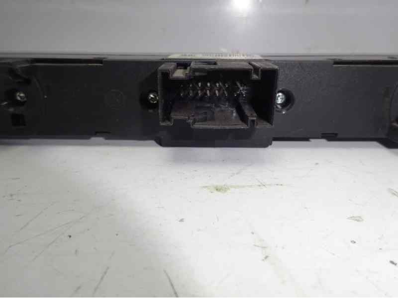 Recambio de warning para opel astra gtc sport referencia OEM IAM 13100107 032003758070 