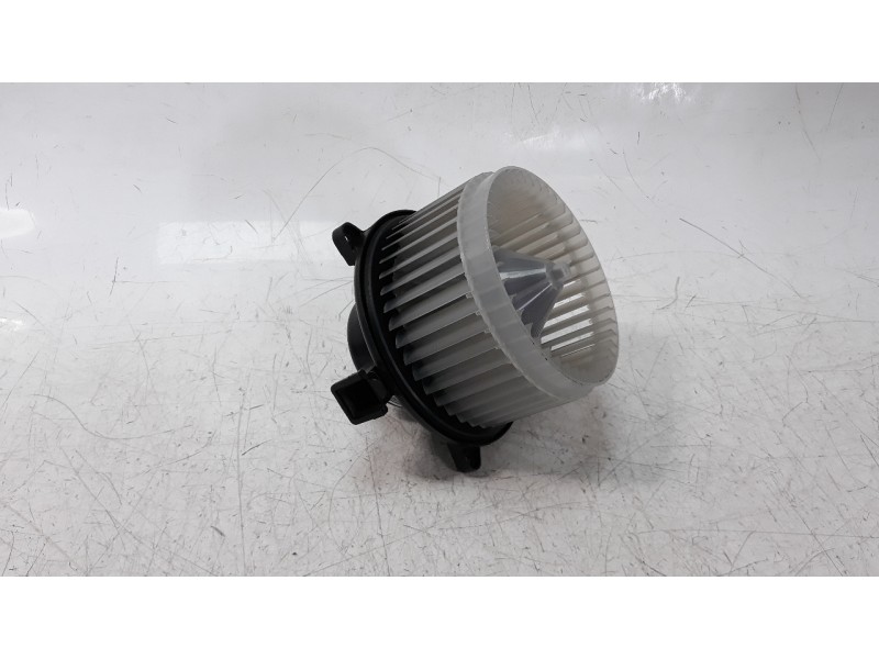 Recambio de ventilador calefaccion para opel insignia berlina 1.6 cdti dpf referencia OEM IAM 13263279 34201 VHF730077