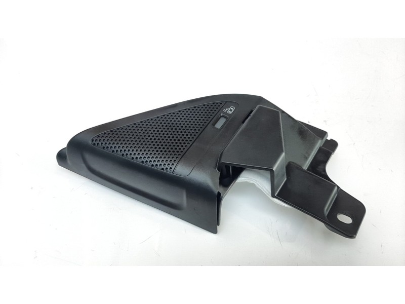 Recambio de moldura para mg hs comfort referencia OEM IAM 10878500  