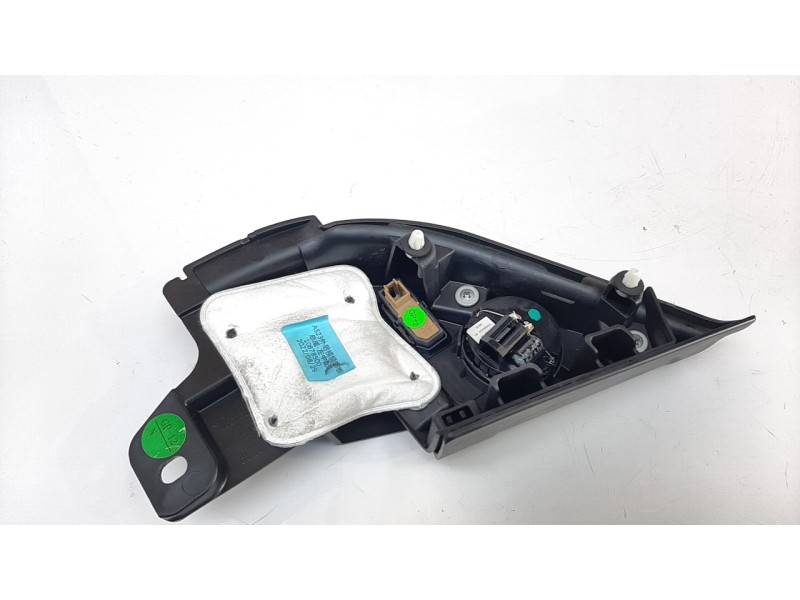 Recambio de moldura para mg hs comfort referencia OEM IAM 10878500  