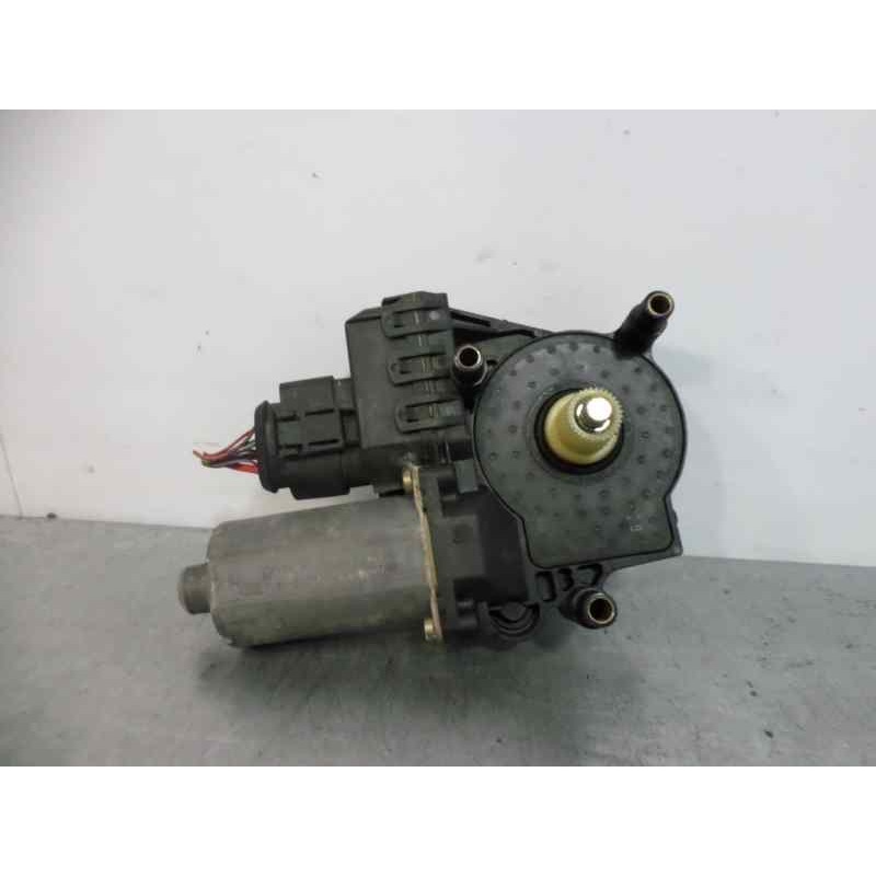Recambio de motor elevalunas trasero derecho para audi a6 avant (4b5) 2.5 tdi referencia OEM IAM 0130821785  