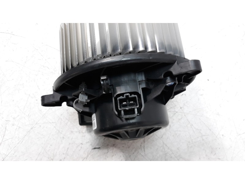 Recambio de ventilador calefaccion para opel insignia berlina 1.6 cdti dpf referencia OEM IAM 13263279 34201 VHF730077