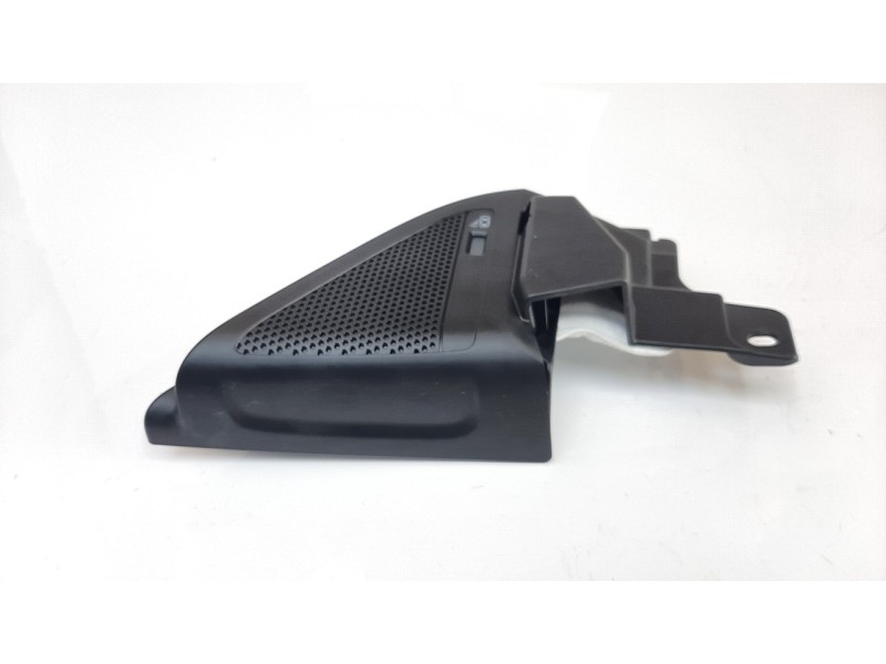 Recambio de moldura para mg hs comfort referencia OEM IAM 10878500  