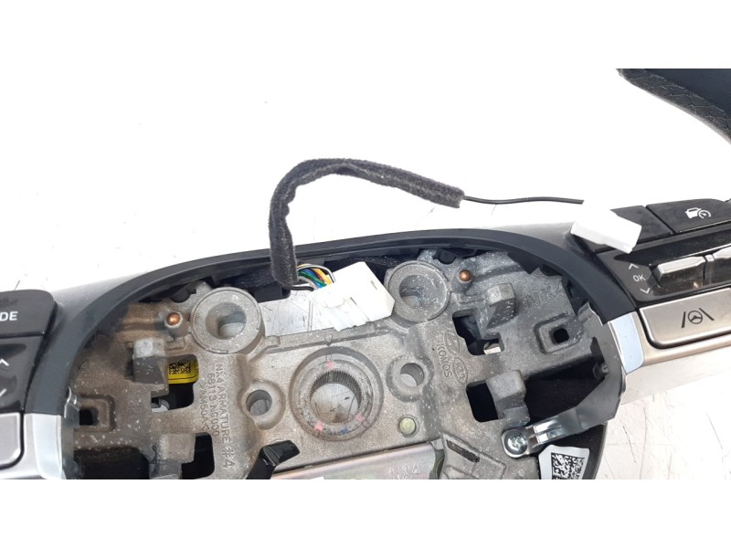 Recambio de volante para hyundai tucson referencia OEM IAM 56111N9100NNB  