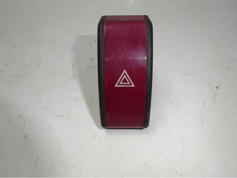 Recambio de warning para opel corsa c club referencia OEM IAM 13539900 9164141344201A 