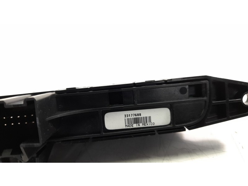 Recambio de warning para opel insignia berlina 1.6 cdti dpf referencia OEM IAM 23177688  