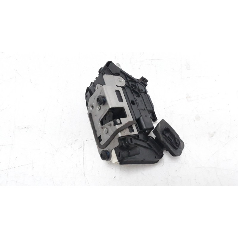 Recambio de cerradura puerta trasera derecha para seat leon st (5f8) 2.0 tdi referencia OEM IAM 5K4839016AF  