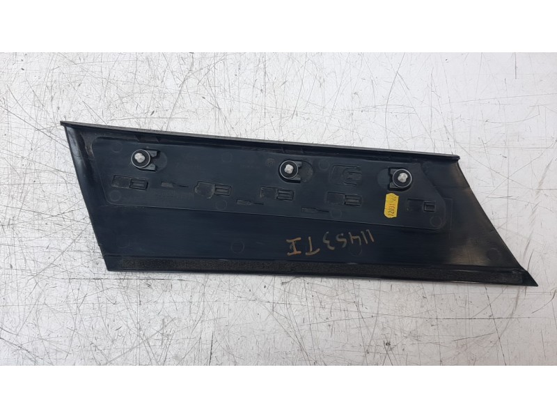 Recambio de moldura para mini cooper se cooper se electrico referencia OEM IAM 7300013  