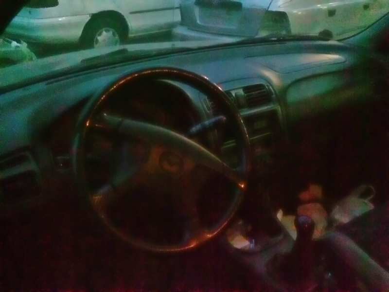 mazda 626 berlina (gf) del año 1998