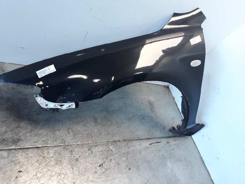 Recambio de aleta delantera izquierda para mazda 6 berlina (gg) 2.0 crtd 120 active (5-ptas.) referencia OEM IAM GJ6A52211D 1086