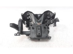 Recambio de moldura para yamaha x-max 125 referencia OEM IAM BL1H212B00   2