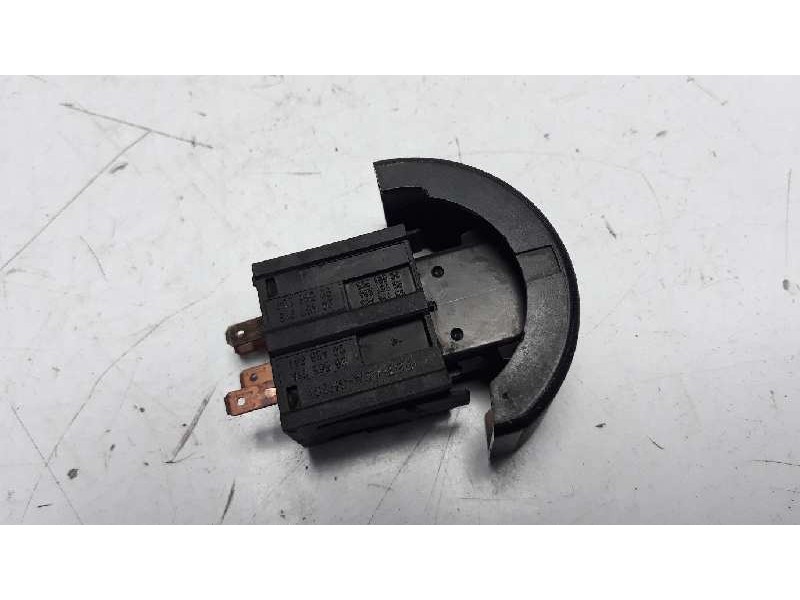 Recambio de warning para opel astra g berlina edition referencia OEM IAM 09131728 09138059 