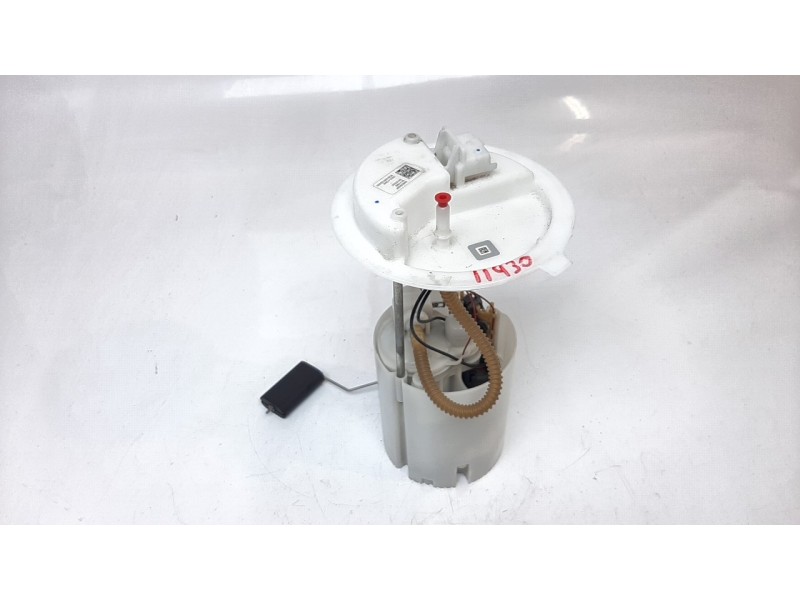 Recambio de bomba combustible para jeep compass (m7) limited fwd referencia OEM IAM 52141089  
