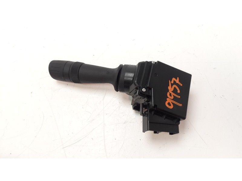 Recambio de mando limpia para toyota rav 4 2.0 d-4d cat referencia OEM IAM 12A9017J341  