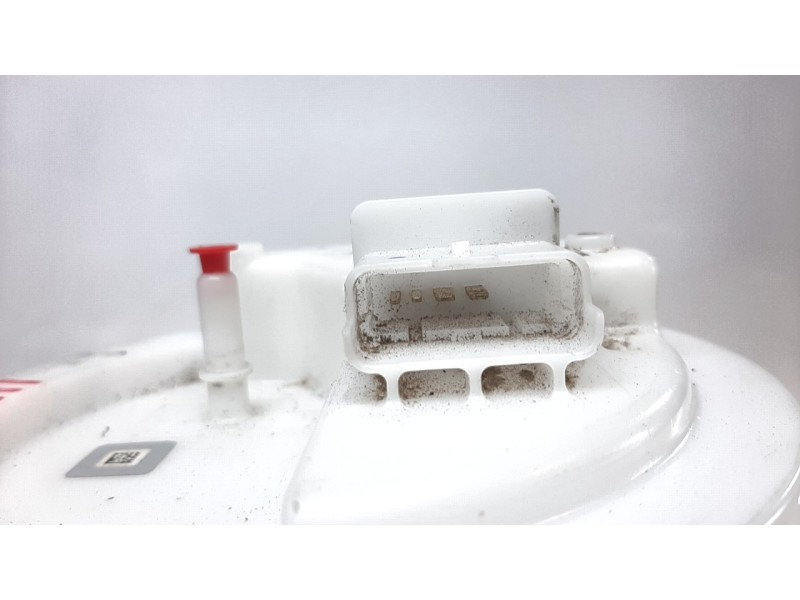 Recambio de bomba combustible para jeep compass (m7) limited fwd referencia OEM IAM 52141089  