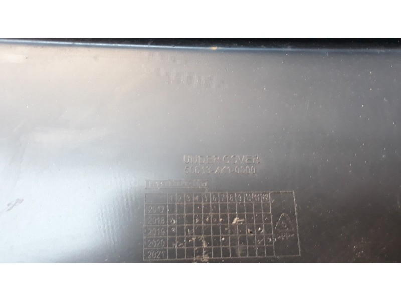 Recambio de moldura para lambretta v200 special flex special flex referencia OEM IAM 50613XK10000  