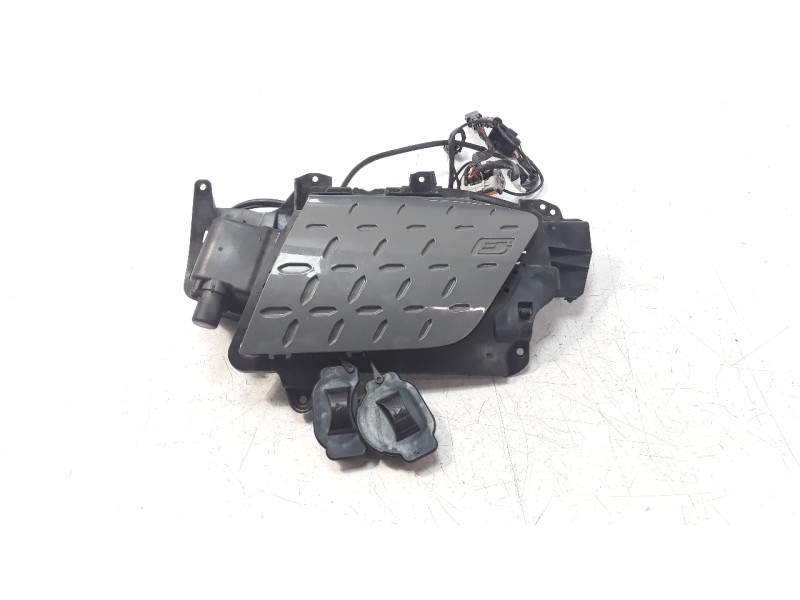 Recambio de tapa exterior combustible para hyundai kona referencia OEM IAM 86340K4000  