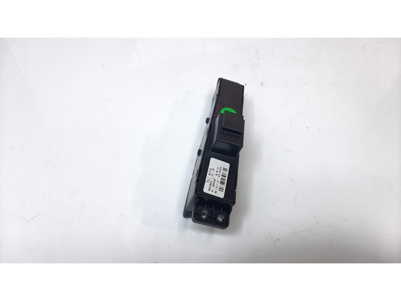 Recambio de interruptor para mg hs comfort referencia OEM IAM 10531381  