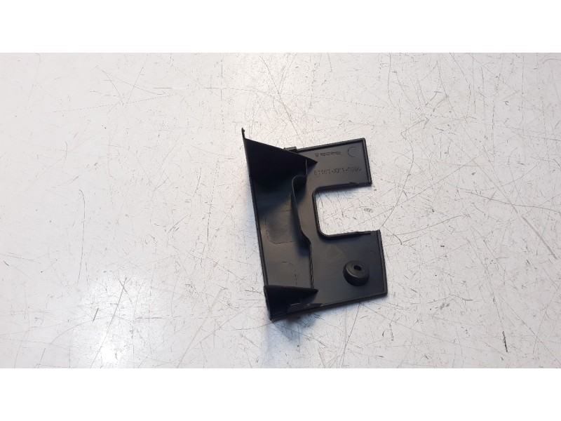 Recambio de moldura para lambretta v200 special flex special flex referencia OEM IAM 81161XK10000  