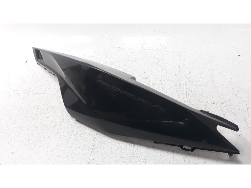 Recambio de moldura para honda forza 125 forza 125 referencia OEM IAM 83600K1BT000  