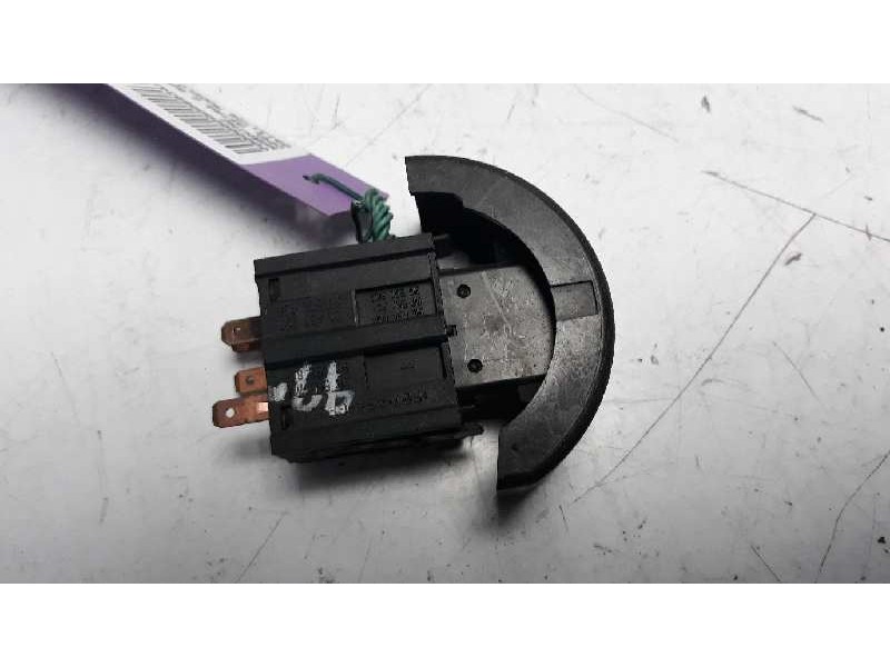 Recambio de warning para opel astra g berlina edition referencia OEM IAM 09131728 09138059 