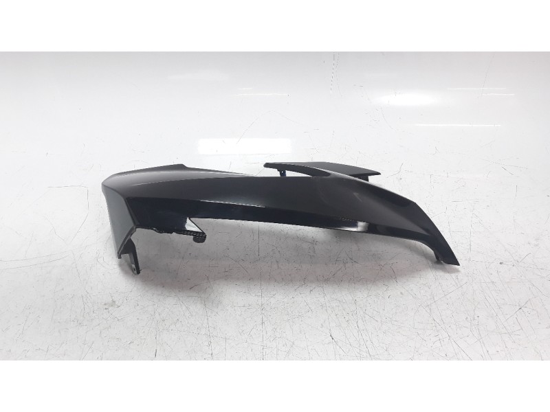 Recambio de moldura para honda forza 125 forza 125 referencia OEM IAM 64502K1BT000  