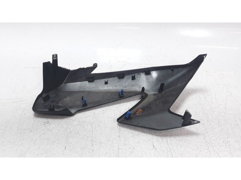 Recambio de moldura para honda forza 125 forza 125 referencia OEM IAM 64502K1BT000  