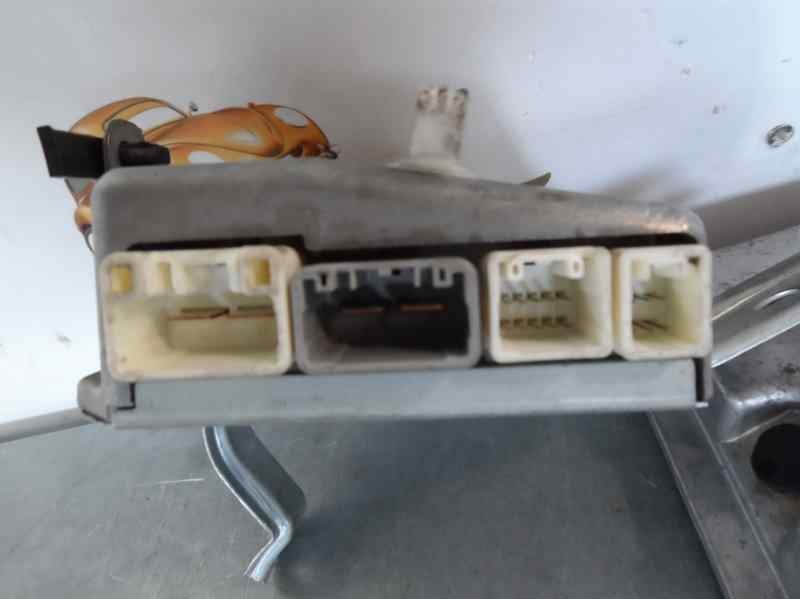 Recambio de modulo electronico para toyota corolla (e12) 2.0 d-4d linea luna berlina referencia OEM IAM 8965002010  