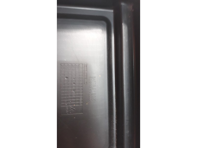 Recambio de moldura para lambretta v200 special flex special flex referencia OEM IAM 50321XK10000  