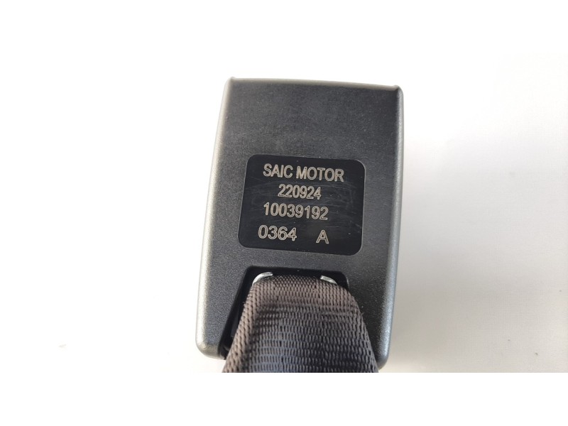 Recambio de enganche cinturon trasero izquierdo para mg hs comfort referencia OEM IAM 10039192  