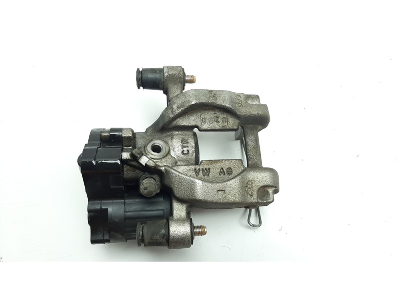 Recambio de pinza de freno trasera derecha para volkswagen passat variant (3g5) 1.6 tdi dpf referencia OEM IAM 3Q0615424  