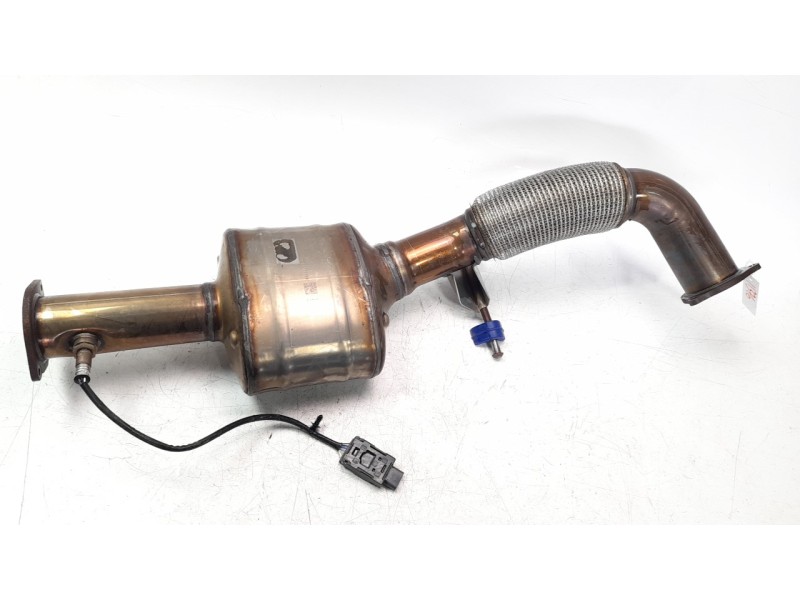 Recambio de catalizador para volvo xc60 referencia OEM IAM 32330587  