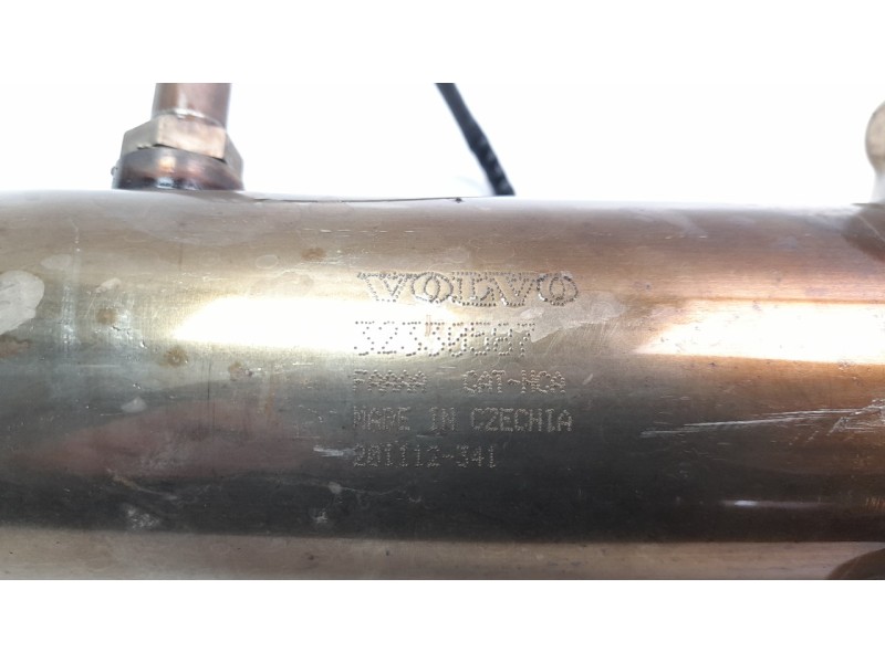 Recambio de catalizador para volvo xc60 referencia OEM IAM 32330587  