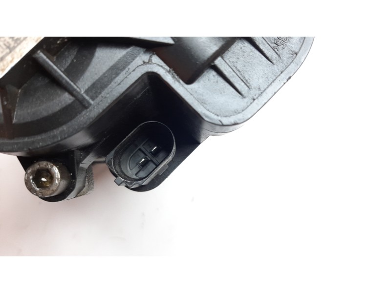 Recambio de pinza de freno trasera derecha para volkswagen passat variant (3g5) 1.6 tdi dpf referencia OEM IAM 3Q0615424  